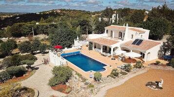 Villa | 4 dormitorios