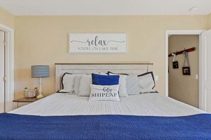 House, Multiple Beds, Patio, Mountain View (Bearfoot Lodge at Lake Arrowhead)