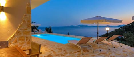 4 bedrooms