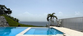 Lovely flat with private beach