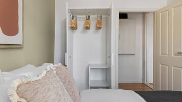 3 Schlafzimmer, Bügeleisen/Bügelbrett, WLAN, Bettwäsche