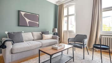 Fernseher, Stereoanlage