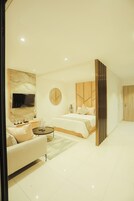 42-inch flat-screen TV with cable channels, TV, Netflix