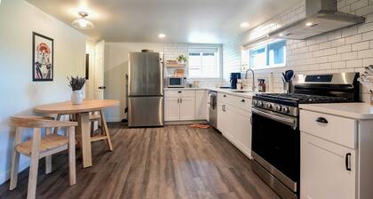 Modern Barndominuim on Peaceful 100 Acre Ranch