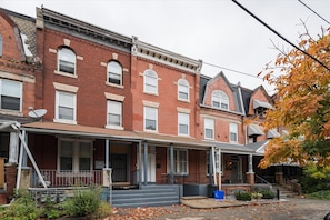 Exterior - Brownstone near Fairmount Park (Philadelphia)