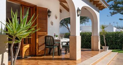 TORRES SUREDA - Fantastic coastal house near the sea. Free WiFi.
