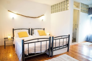 2 chambres, fer et planche Ă repasser, Wi-Fi, draps fournis