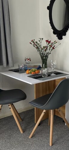 Double room with a small kitchen