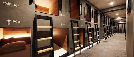 Wi-Fi gratuit, draps fournis