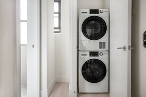 Interior - Renovated East Village 1BR w/ W/D, nr Union Sq, by Blueground (Downtown)