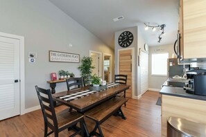 Dining - Gathering Place at the Nest - Open-air Dining (Branson)