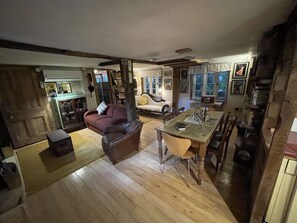 Apartment | Living area - Remarkable Boultons Barn With hot tub & opt Sauna (Newton Abbot)