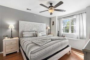 Condo, Multiple Beds, Kitchen (Valley View Treehouse) | 2 bedrooms, individually decorated, individually furnished, free WiFi - Valley View Treehouse - Holiday Hills Branson Golf Resort Outdoor Pools (Branson)