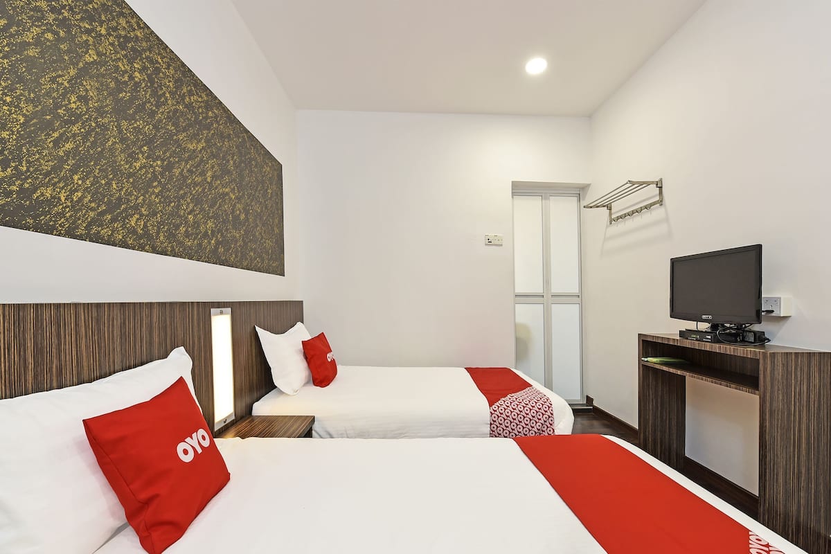 Free WiFi, bed sheets
