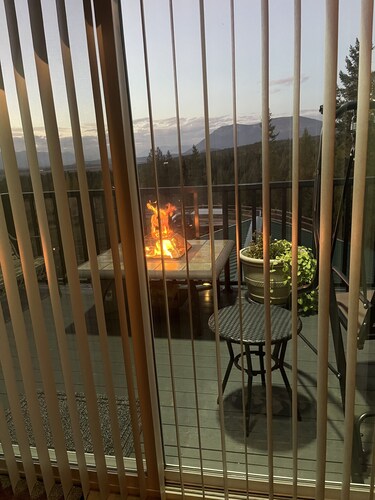 Soar with the Eagles and hibernate with the Bears.