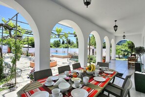 Rumah | 6 kamar tidur