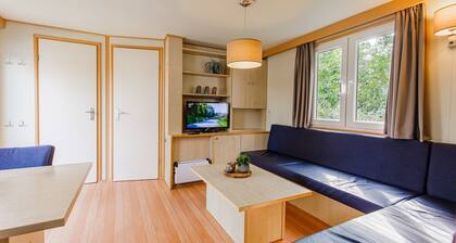 Chalet in Leukermeer by the Waterside