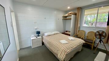 Comfort Double Room | Desk, free WiFi, bed sheets