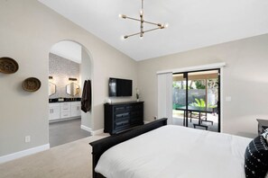 3 chambres, bureau, fer et planche à repasser, Wi-Fi gratuit