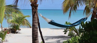 Clouds Beach Retreat Laamu
