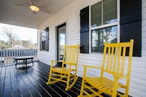 Terrace/patio - Sweet Stay Near Savannah | 3BR Home (Pooler)