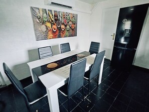 Dining - Gîte de montapeine XL (Breteau)