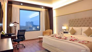 1 bedroom, Egyptian cotton sheets, premium bedding, pillow-top beds