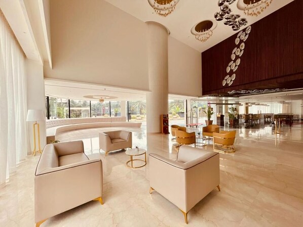 Lobby - Apollo Dimora Calicut (Kozhikode)