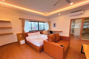 Family Penthouse - The Lodge Pattaya (Pattaya)