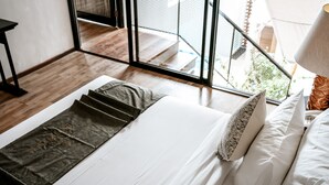 Ảnh chưa phân loại, 3 trong số 13 ảnh, nút