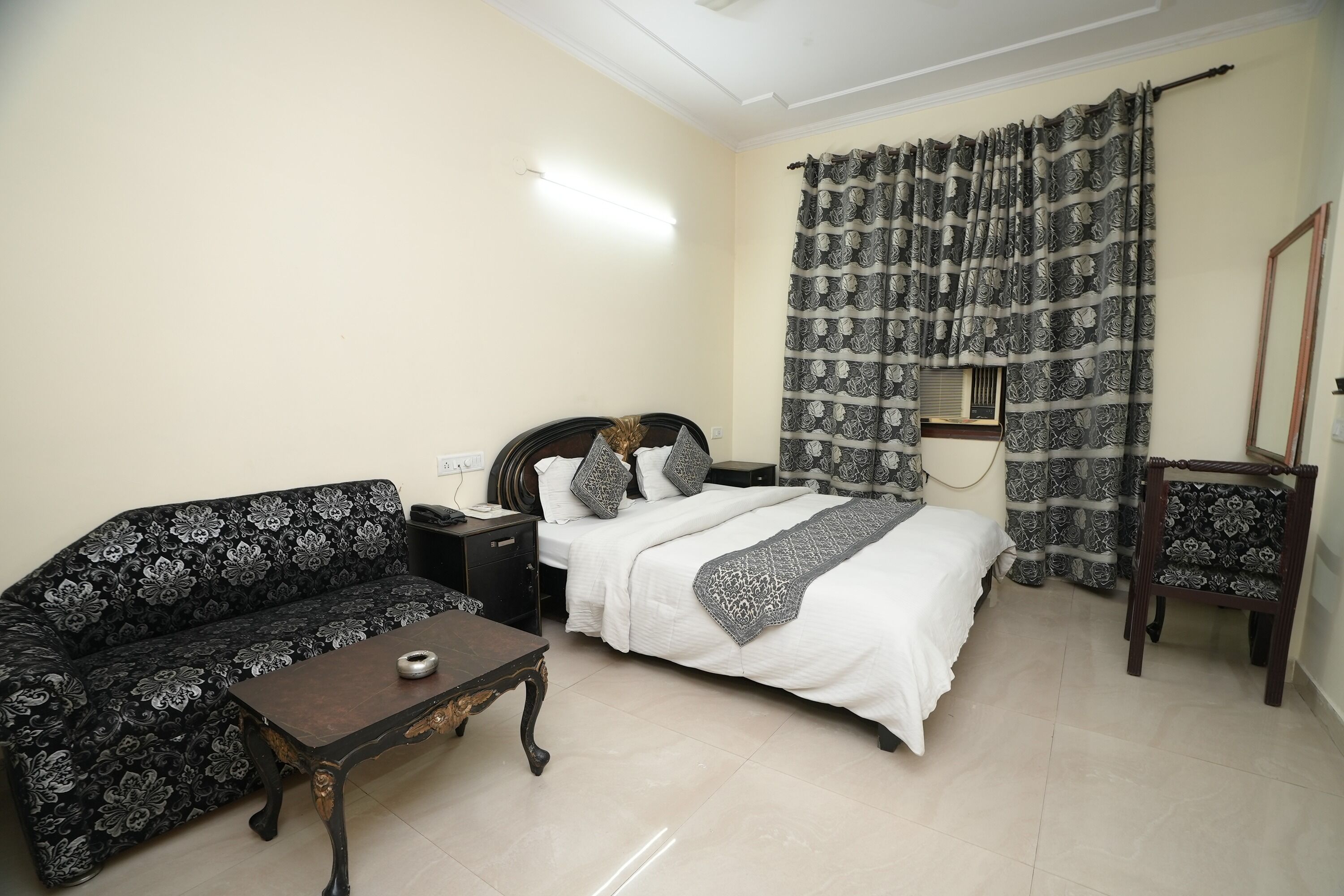 Photo - Hotel Silver Arc