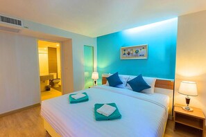 ห้องดีลักซ์ | มินิบาร์, โต๊ะทำงาน, Wi-Fi ฟรี, ผ้าปูที่นอน