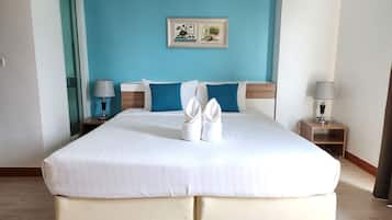 Habitación Deluxe doble | Minibar, escritorio, wifi gratis y ropa de cama