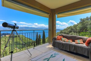 Villa | 3 bedrooms - Villa Triantafyllo in Kentroma (Corfu)