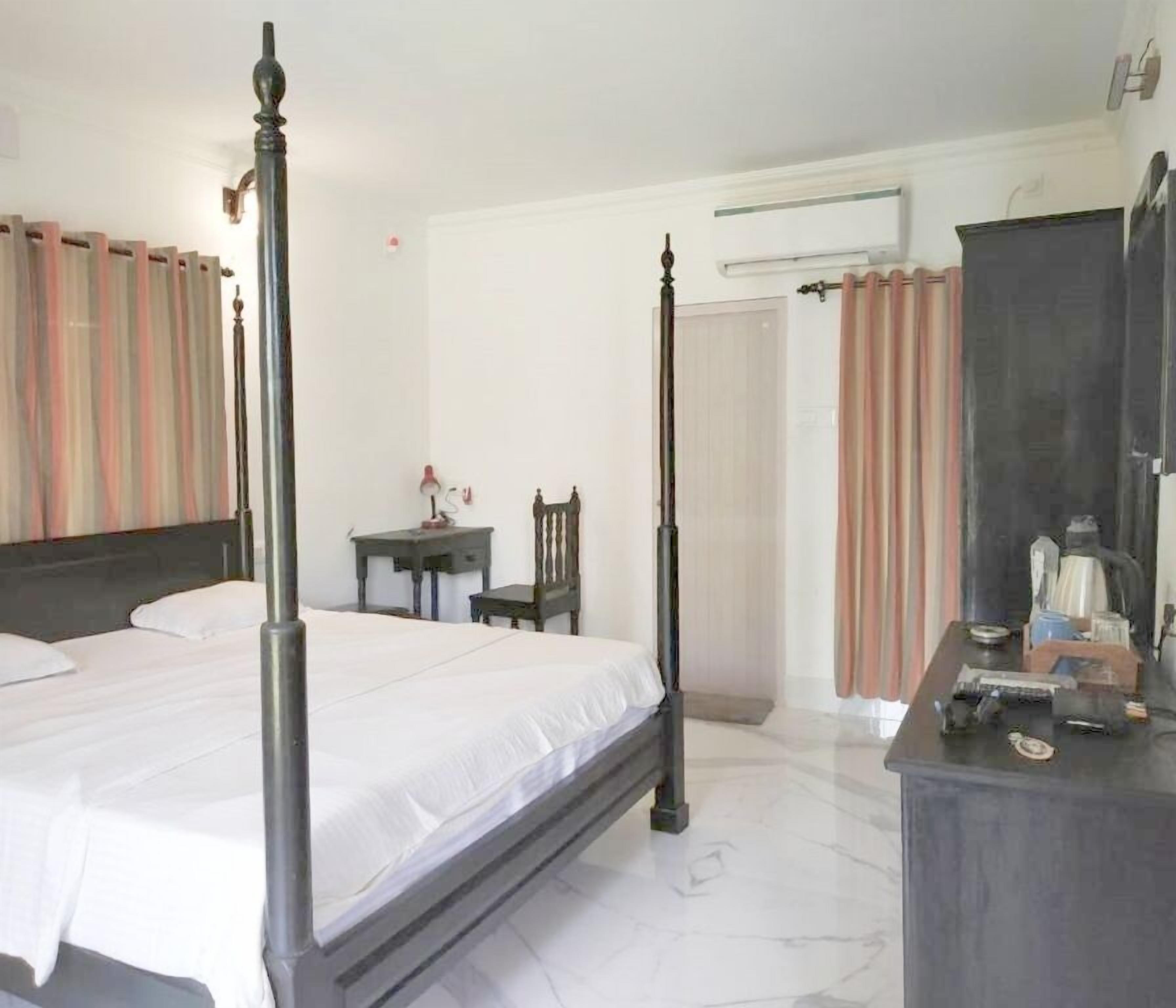 Balmiki Vati | Free WiFi, bed sheets