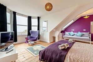 4 Schlafzimmer, Bügeleisen/Bügelbrett, Reisekinderbett, kostenloses WLAN