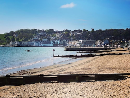 Dizzy Heights Spacious Swanage Townhouse & Views Sleeps 10