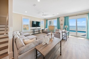 Smart-TV, Videospiele, Tischfußball