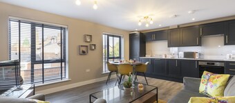 เอลิออท โอลิเวอร์ - อพาร์ทเมนท์หรู 2 ห้องนอนพร้อมที่จอดรถ