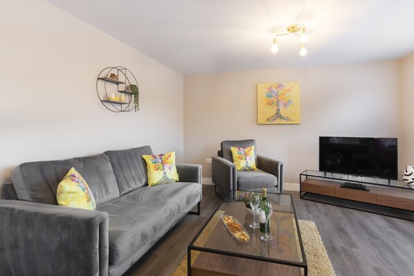 Apartment | Living area