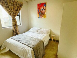 1 bedroom, WiFi - Virbrant, Maboneng apartment - in the art district (Johannesburg)