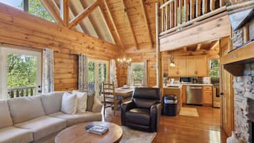 Älytelevisio, takka, pöytäjalkapallopöytä