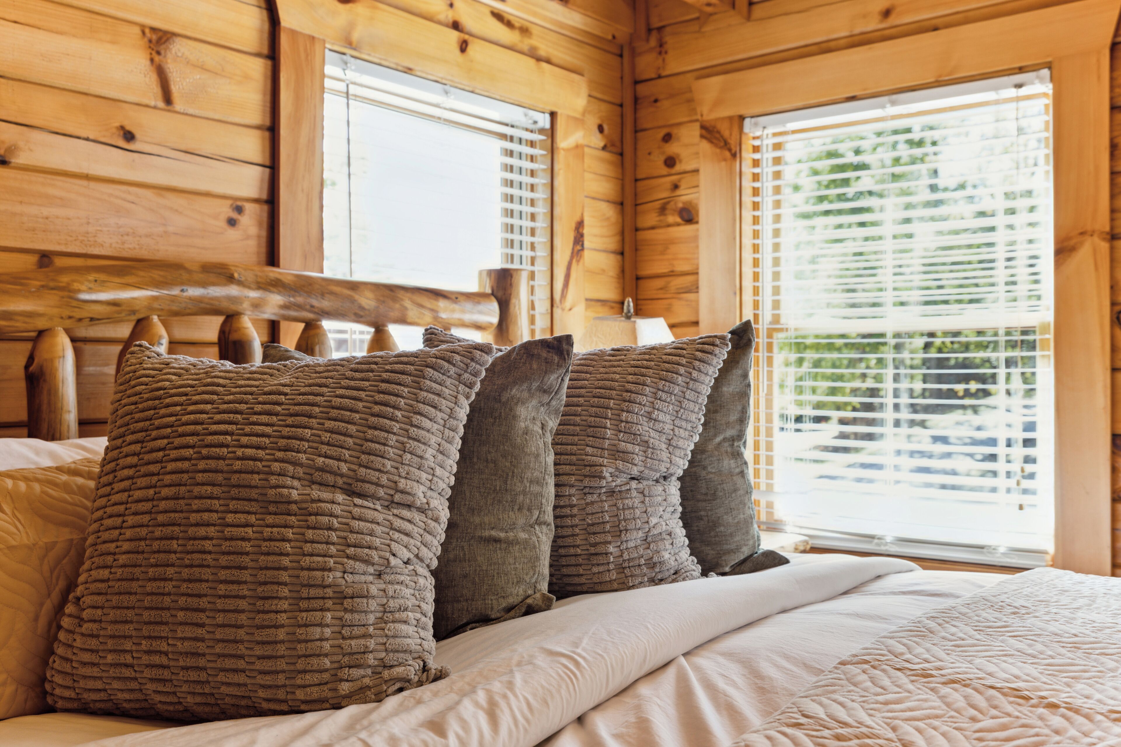 4 chambres, fer et planche à repasser, Wi-Fi gratuit, draps fournis