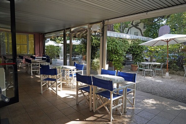 Exterior - HOTEL VILLA ROSA (Cesenatico)