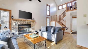 TV connectée, cheminée, jeux vidéo