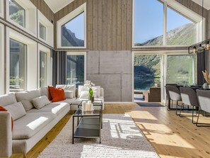 TV - Vacation home Kaja by Interhome (Arnafjord)