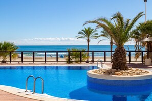 Pool - Florazar Apartment Cullera Beachfront (Cullera)