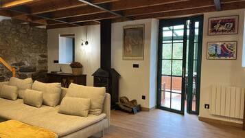 Télévision à écran plat