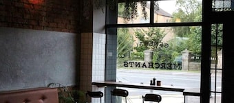 Luxurious 4-Bed Townhouse in the Heart of Belfast