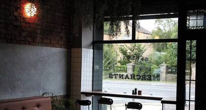 Luxurious 4-Bed Townhouse in the Heart of Belfast